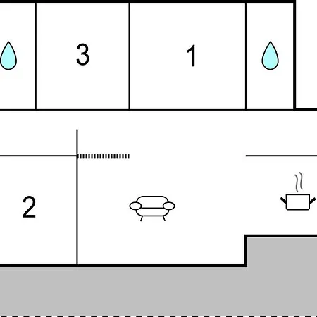 Three-bedroom In 아파트 *